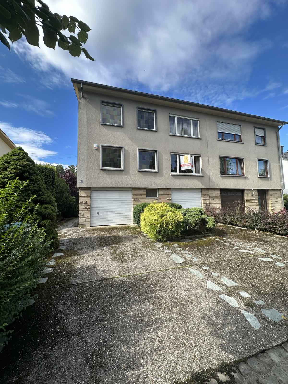 À vendre à Echternach, charmante maison mitoyenne près du centre historique !